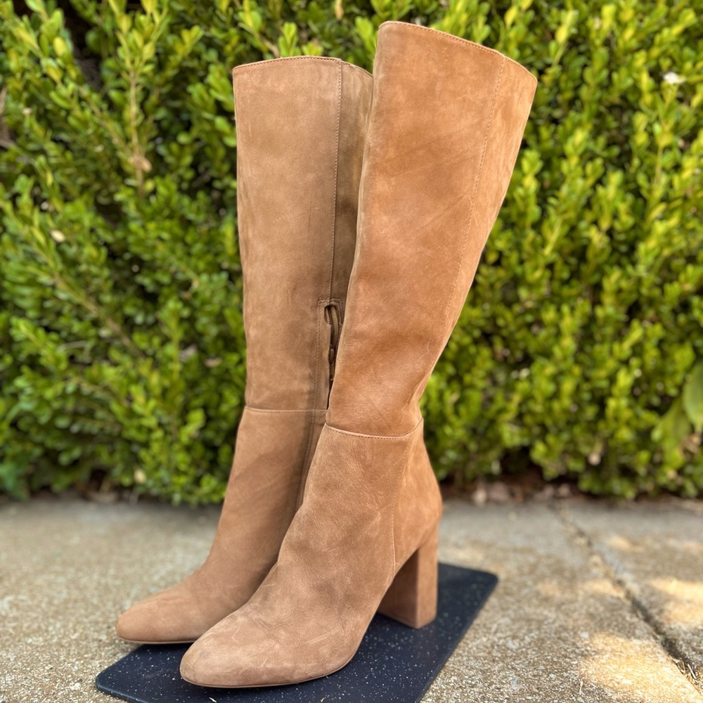 SALE!!!Steve Madden Knee High Boots Size 10